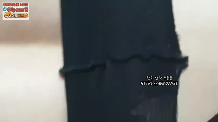 열심히 말달리는 승무원