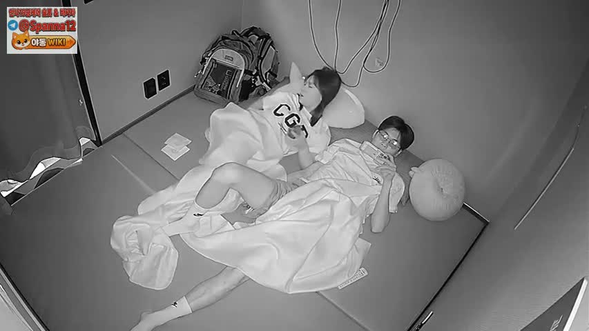 기념일 맞아서 특별한 서비스 해주는 여친