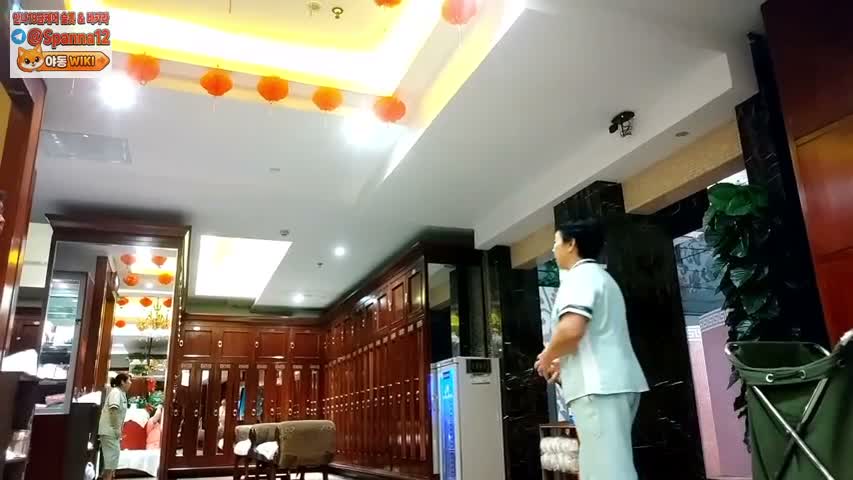 여자 목욕탕 속 몰카